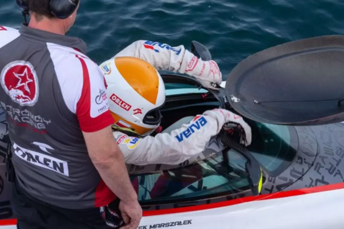 Polski motorowodniak wysoko w GP Indonezji