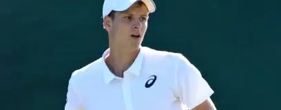 Hurkacz ma półfinał w Estoril, Linette pożegnała Charlestone