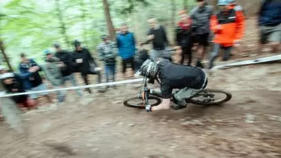 Światowa czołówka enduro i downhillu ponownie w Beskidach. To będzie ściganie na najwyższym poziomie