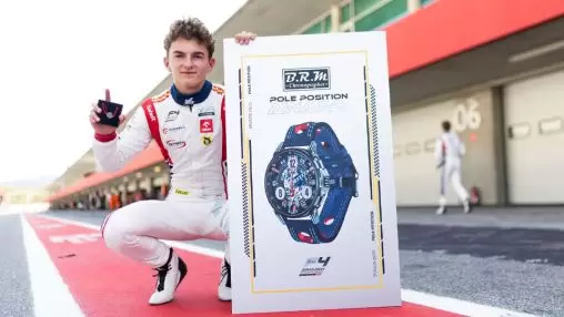 Jan Przyrowski na podium podczas portugalskiej rundy Hiszpańskiej Formuły 4