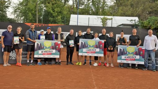 Relacja z finałowego turnieju Drużynowego Pucharu Polski Amatorów w tenisie