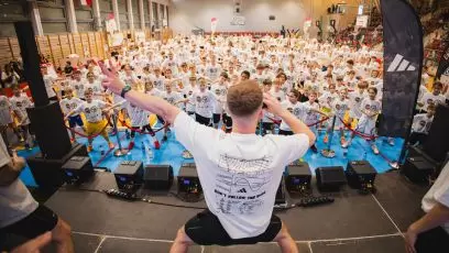 W warszawskim Wilanowie koszykówka połączyła pokolenia